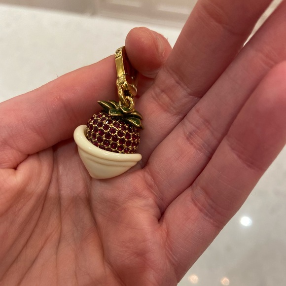 Juicy couture strawberry and cream charm - Picture 4 of 5